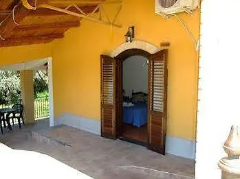 Azienda Agrituristica Le Chiuse *