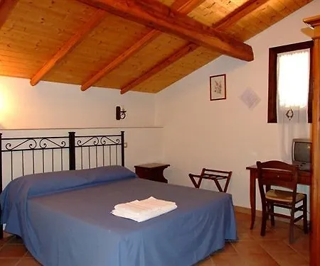 Hotel Azienda Agrituristica Le Chiuse *