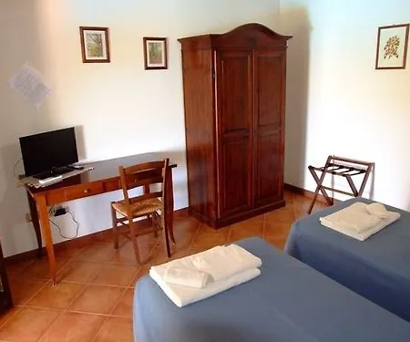 Azienda Agrituristica Le Chiuse Hotel *